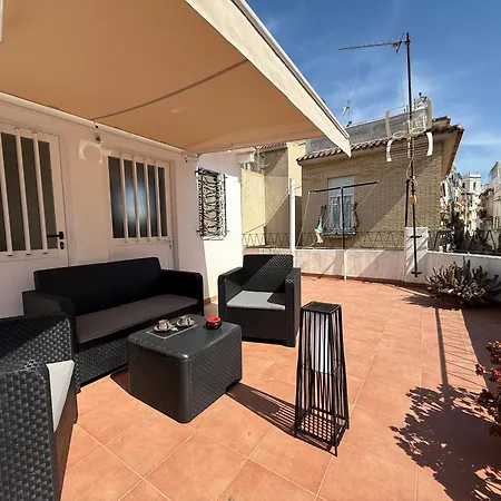 Apartment Casa Del Mediterraneo In The Old Town Of Benidorm